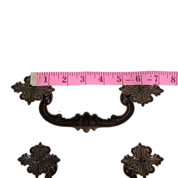 2 Large Antique French Provincial Drawer‎ Pulls - Picture 2 of 3